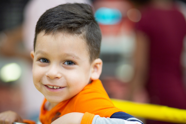 niño sonriendo 