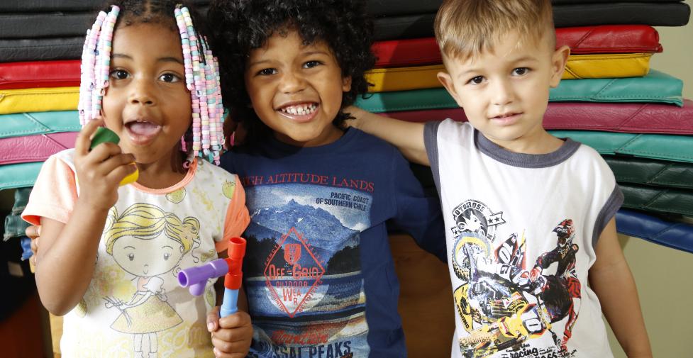 tres niños