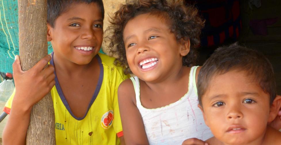 niños sonriendo